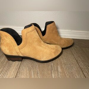 Sorel Lolla Cut Out Suede Boots Women's Size 7